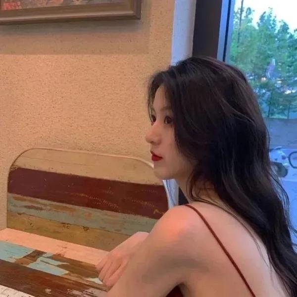 谁看见她死去？